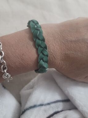 Braided Green Leather Bracelet — Womens Fashion Accessory